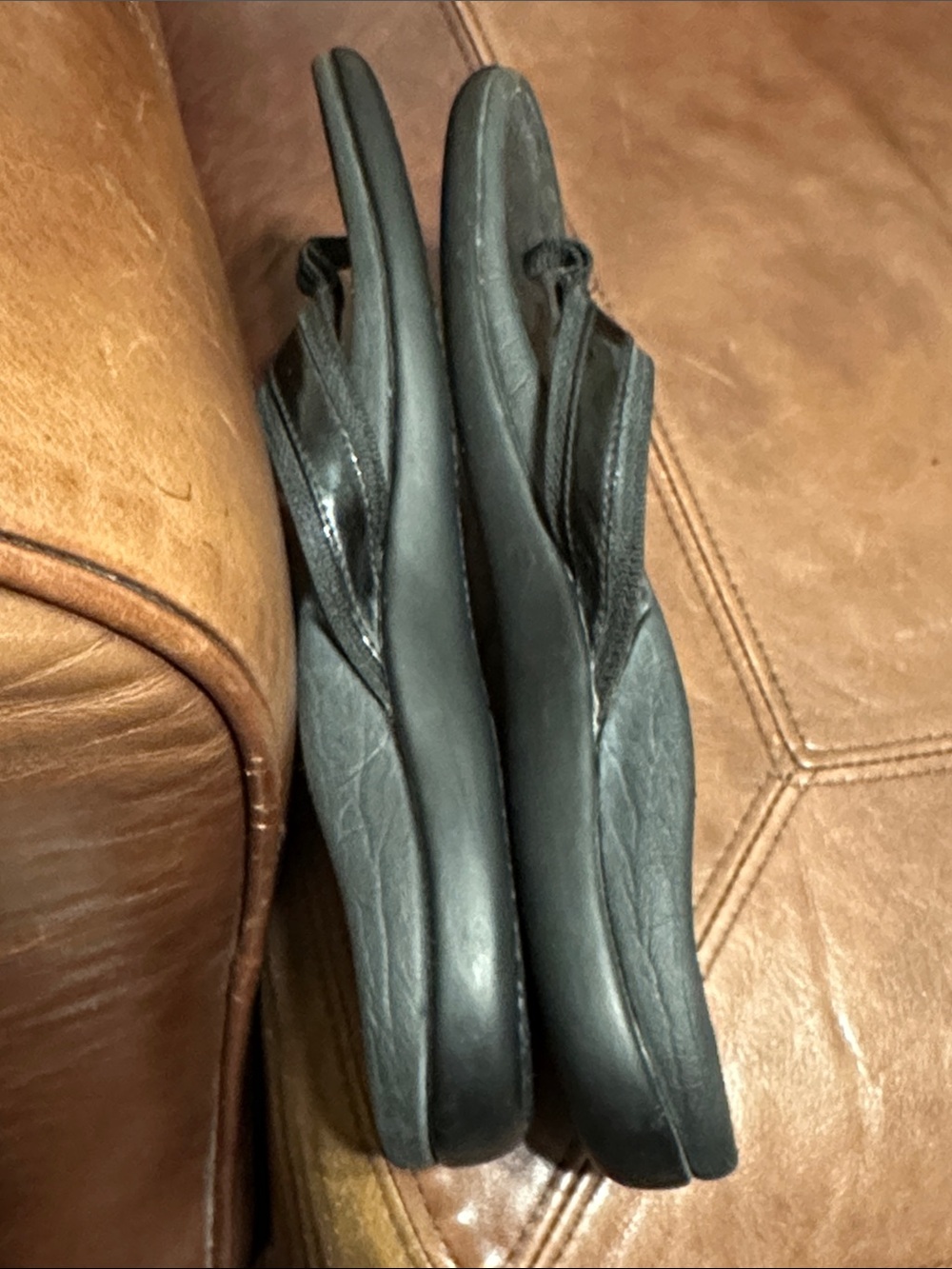 Vionic | Black Tide II Toe-Post Sandal - Women’s 9 - Picture 5 of 10